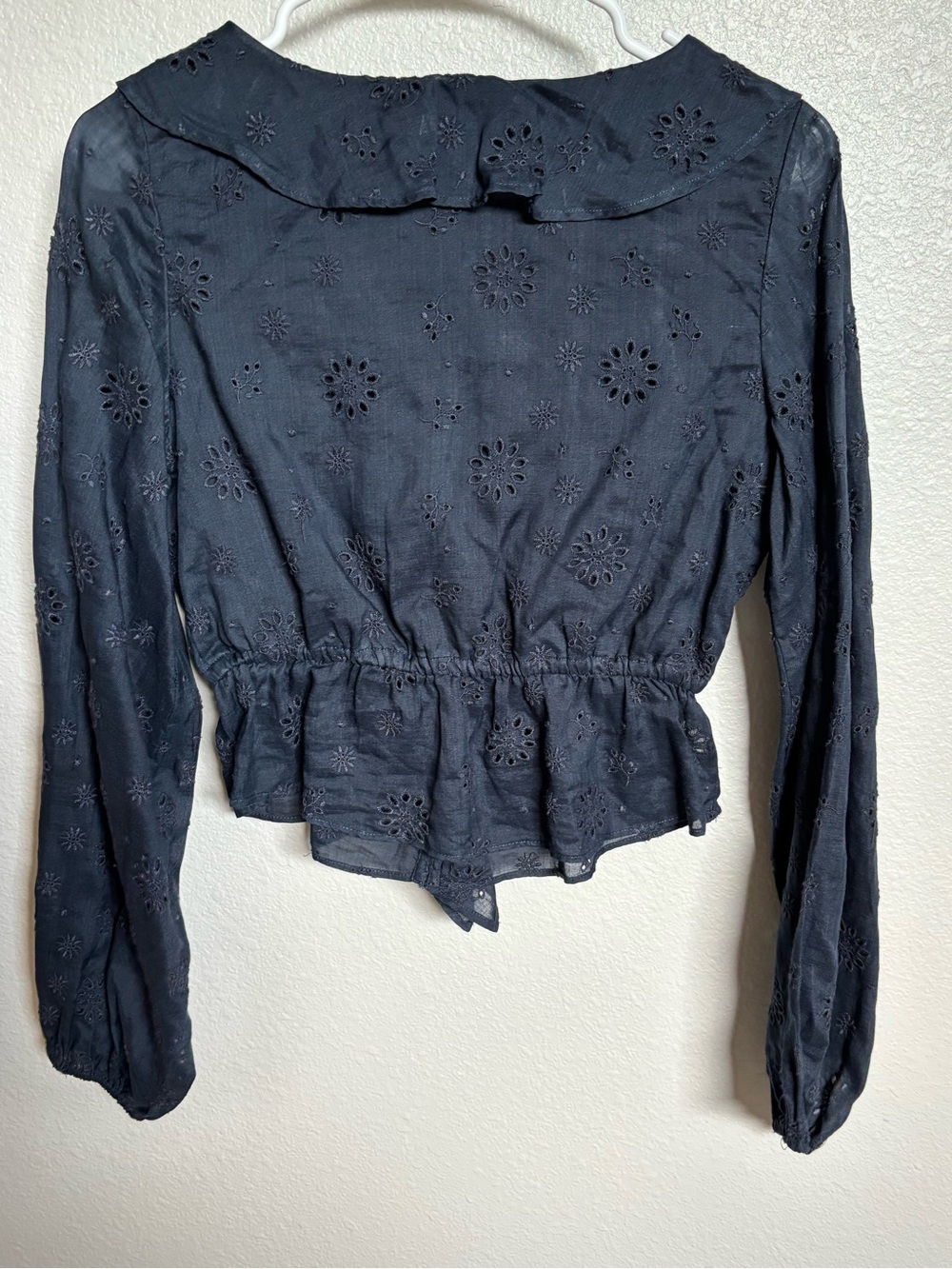 Frame Denim Navy Eyelet Ruffle Wrap Top - Picture 2 of 2
